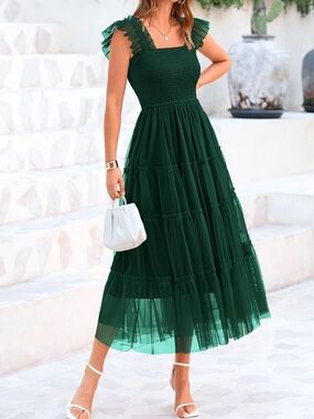 Smocked Ruffle Strap Emerald Maxi Dress